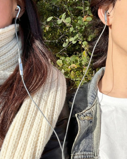 Chrome-Finished Wired Earbuds - Functional Type C, Lightning, 3.5mm, Trendy Y2K Design
